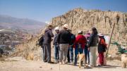 Alcaldía frena nuevos avasallamientos en Kantutani Bajo y refuerza acciones para recuperar una zona de riesgo