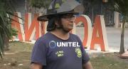 “No es una barrera”: Juan Carlos Villa, el bombero que combate incendios pese a haber perdido parte de un brazo