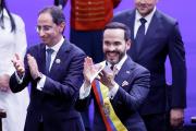 De la Espriella asume la Presidencia de Colombia en un acto con matiz religioso y poco protocolo