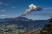 Volcán Puracé emite ceniza y gases en plena emergencia por el terremoto en Colombia