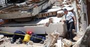 Socorristas buscan sobrevivientes del potente terremoto en Colombia que deja más de 132 muertos