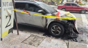 Incendian el vehículo de una Notaría de Fe Pública en Bermejo; no descartan que se trate de un atentado