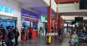 La falta de diésel frena los viajes desde Santa Cruz: buses operan al 50% y retrasan sus salidas