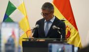 “Si hay un error”, se debe corregir, dice Espinoza tras polémica por el costo de su vehículo