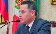 Vice afirma que no tiene presupuesto ni para comprar bolígrafo y solo recibe su salario