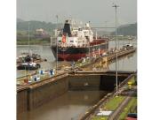 Buque paga US$4 millones para saltarse la cola de más de una semana en el Canal de Panamá