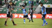 Aurora juega con uno menos todo el segundo tiempo y Blooming lo liquida