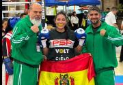 La boliviana Laura Flores gana la medalla de oro en el Panamericano de Kickboxing