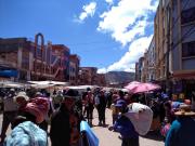 Hasta 35 mil personas llegan cada viernes a Desaguadero por la feria y se refuerza sus controles