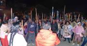 Cocaleros se movilizan en un cuartel y otras zonas del trópico; el Gobierno rechaza acusación de Evo y dice que se debe cumplir la ley