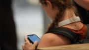 Francia: el quebradero de cabeza para impedir el uso de teléfonos en las secundarias