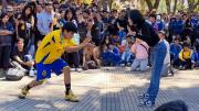 ¿Farmear aura? La batalla viral que se disputa en plazas y universidades de Bolivia