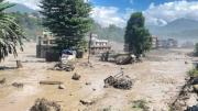 Ascienden a cerca de 360 los muertos por las inundaciones en el norte de Nepal, en la frontera con China