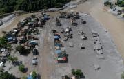 Las autoridades de Nepal elevan a 359 los fallecidos por la masiva riada