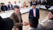 Paz dice que acuerdos con municipios no negocia porcentajes y ve avance del 50/50