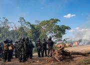 Operativo de desbloqueo en el puente San Pablo y restablece el tránsito entre Trinidad y Santa Cruz
