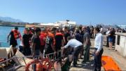 Varios muertos tras naufragar un ferry en Chipre con 279 personas a bordo