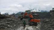 Nepal: más de mil muertos y dificultades para que los equipos de rescate lleguen hasta los afectados