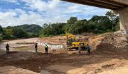ABC refuerza puente Tarumá ante crecida del río Piraí por las lluvias