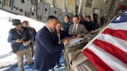 Estados Unidos entrega 12.500 raciones y 1.000 escudos de protección a las Fuerzas Armadas de Bolivia