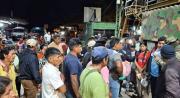 Cocaleros toman un punto de control de la Felcn cerca de Villa Tunari y desalojan a policías