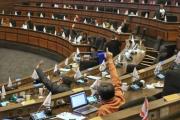 FMI: Bolivia abre la batalla política por $us 1.900 millones y un paquete de reformas