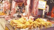 El pollo subió 25% y el dólar amenaza con encarecer más la mesa del hogar