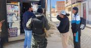Encapuchados roban en una joyería de El Alto y se llevan un botín valuado en Bs 150.000