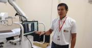 Centro de salud Ernesto Che Guevara recibe equipo de rayos X portátil y medicamentos