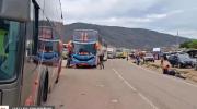 Continúa bloqueo en Comarapa por desabastecimiento de diésel