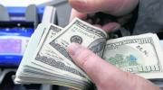El dólar cae 22 centavos y se cotiza en Bs 12,42 este jueves
