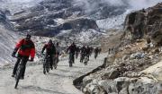 Con un descenso en bicicleta, Alcaldía de La Paz impulsa el potencial turístico de Zongo