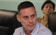 Diputado López admite que dio entrevista en estado de ebriedad, pero niega a renunciar al cargo