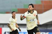 FC Universitario se impone 3-1 a Independiente Petrolero