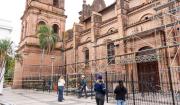 Inician el trabajo de limpieza de las fachadas de la Catedral Metropolitana