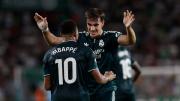 Real Madrid sufre, pero vence al Elche en el descuento