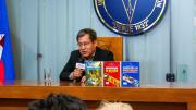 Docente de la UMSS presenta tres libros: biopiratería, economía y procesos de investigación