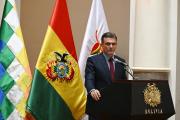 Paz destaca caída del dólar y del precio del pollo frente a los niveles registrados en meses pasados