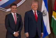 Trump destaca mejor relación con Paz, pero dice que la corrupción facilita al narco en Bolivia