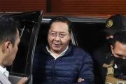 Cuatro policías custodian al expresidente Luis Arce en el Hospital Arco Iris