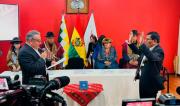 Exdirigente Roberto De la Cruz asume como rector de la Unibol Aymara