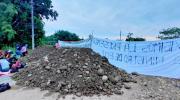 Estudiantes de universidad en Chimoré declaran un cuarto intermedio en bloqueo y permiten el paso de vehículos