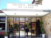 Colegio Médico reconocerá a 40 profesionales con cinco décadas en la salud