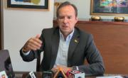 Tuto afirma que Bolivia está “sumida en una profunda incertidumbre” y cuestiona el viaje de Paz
