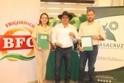 Frigorífico BFC y Fegasacruz consolidan alianza estratégica para fortalecer la ganadería boliviana