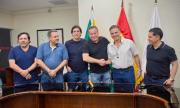 Gobierno dialoga y evita protesta de transportistas y anticipa que no permitirá bloqueos