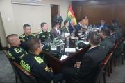 Policías de Colombia capacitan a sus pares de Bolivia en protección a altos dignatarios