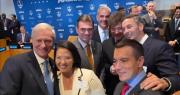 Selfie de Paz con Milei, Fujimori y otros líderes se hace viral en reunión por el “Escudo de las Américas”