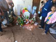 Llanto y dolor en el último adiós a la pequeña Jimena, la niña que murió en el incendio de su casa