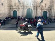 Transportistas marcharon en Oruro y Potosí contra el decreto que elimina la subvención al diésel